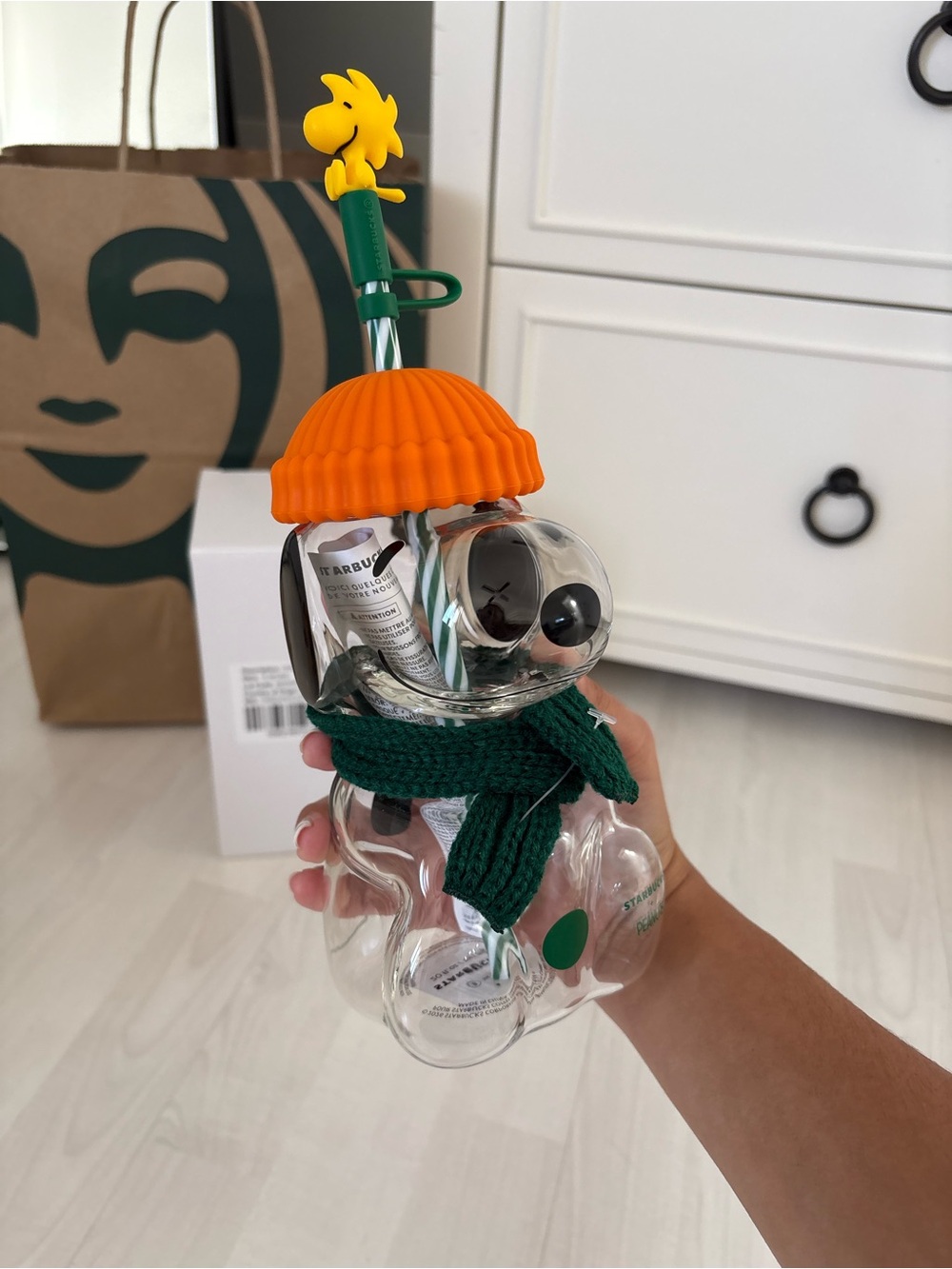 Starbucks Peanut Snoopy Glass Cold Cup Tumbler with Scarf and Straw Topper